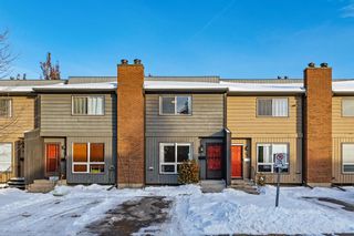 Photo 2: 45 9908 Bonaventure Drive SE in Calgary: Willow Park Row/Townhouse for sale : MLS®# A2011565