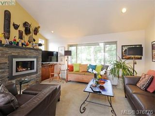 Photo 10: 980 Perez Dr in VICTORIA: SE Broadmead House for sale (Saanich East)  : MLS®# 756418