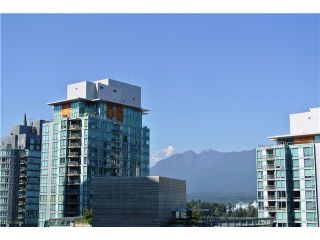 Photo 8: # 801 1333 W GEORGIA ST in Vancouver: Coal Harbour Condo for sale in "TH QUBE" (Vancouver West)  : MLS®# V1018251