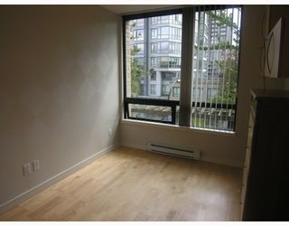 Photo 4: 304 1003 BURNABY Street in Vancouver: West End VW Condo for sale (Vancouver West)  : MLS®# V786418