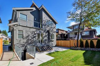 Photo 19: 88 E 26TH Avenue in Vancouver: Main House for sale in "MAIN STREET" (Vancouver East)  : MLS®# R2108921