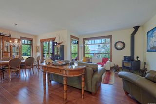 Photo 5: 6620 W Island Hwy in Bowser: PQ Bowser/Deep Bay House for sale (Parksville/Qualicum)  : MLS®# 910892
