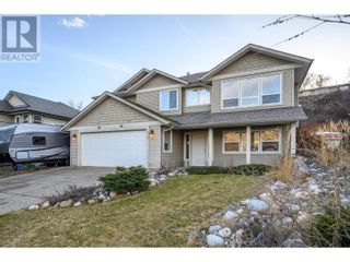 Photo 1: 322 Inverness Drive in Coldstream: House for sale : MLS®# 10312890
