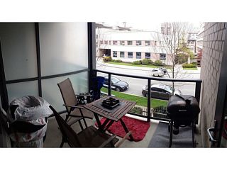 Photo 9: 211 750 W 12TH Avenue in Vancouver: Fairview VW Condo for sale in "TAPESTRY" (Vancouver West)  : MLS®# V1002282