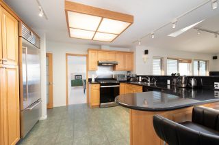 Photo 10: 3808 LONSDALE Avenue in North Vancouver: Upper Lonsdale House for sale : MLS®# R2818979