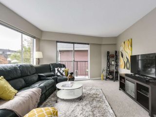 Photo 7: 204 36 E 14 Avenue in Vancouver: Mount Pleasant VE Condo for sale in "Rosemont Manor" (Vancouver East)  : MLS®# R2166015