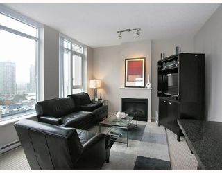 Photo 1: 1103 1001 HOMER Street in Vancouver: Downtown VW Condo for sale in "THE BENTLEY" (Vancouver West)  : MLS®# V699236