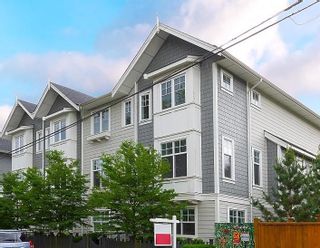 Photo 1: 2823 ST ANDREWS Street in Port Moody: Port Moody Centre Townhouse for sale in "SUTHERLAND" : MLS®# R2876527