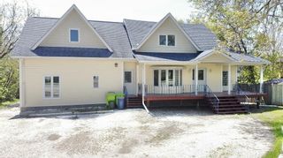 Photo 2: 264 Central Avenue in Ste Anne: House for sale : MLS®# 202222505
