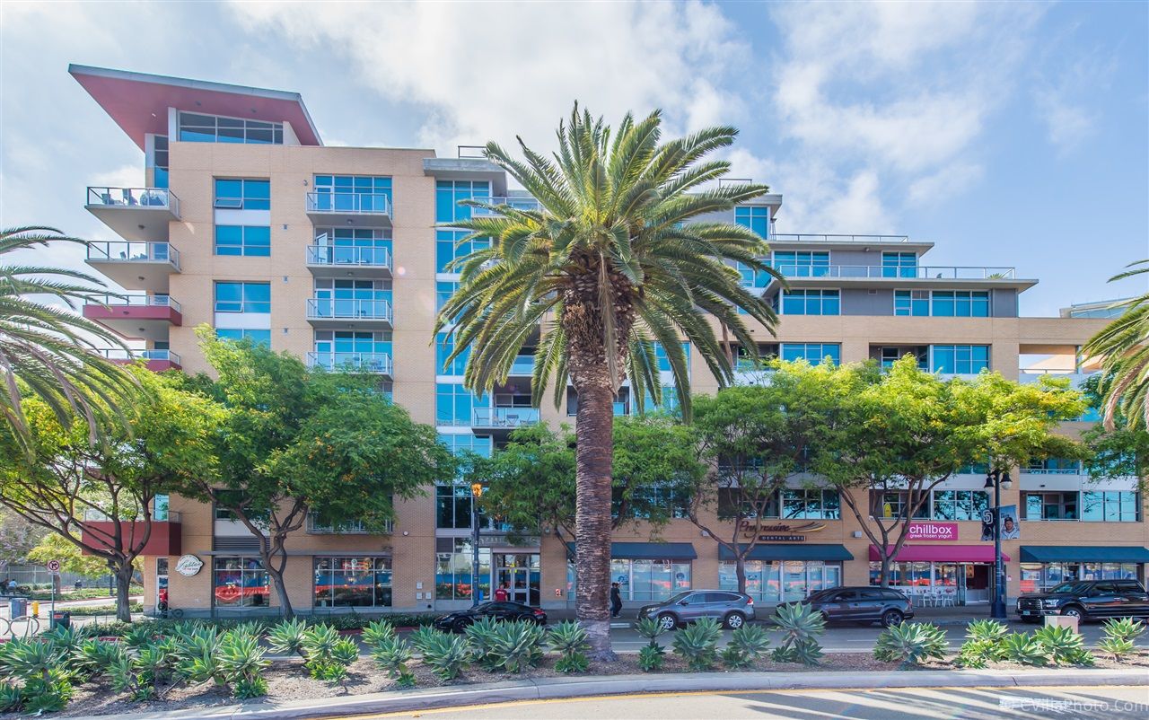 Main Photo: DOWNTOWN Condo for sale : 1 bedrooms : 206 Park Blvd #802 in San Diego