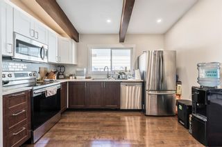 Photo 6: 3109 37 Street SW in Calgary: Glenbrook Semi Detached (Half Duplex) for sale : MLS®# A2035126