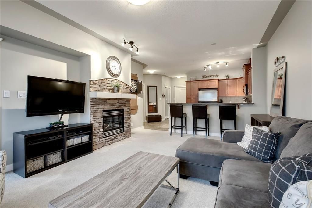 Main Photo: 340 10 DISCOVERY RIDGE Close SW in Calgary: Discovery Ridge Apartment for sale : MLS®# C4295828