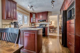 Photo 9: 627 Willoughby Crescent SE in Calgary: Willow Park Detached for sale : MLS®# A1077885