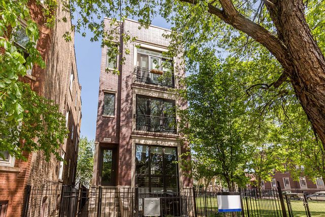 Main Photo: 2047 Mozart Street Unit 1 in Chicago: CHI - Logan Square Condo, Co-op, Townhome for sale ()  : MLS®# 09633271