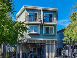 Photo 1: 2038 TRIUMPH ST in Vancouver: Hastings Condo for sale (Vancouver East)  : MLS®# V1138361