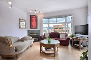 Photo 1: 305 2588 ALDER Street in Vancouver: Fairview VW Condo for sale in "BOLLERT PLACE" (Vancouver West)  : MLS®# V877184