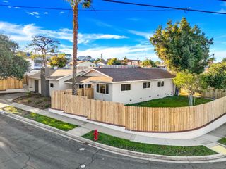 Main Photo: SAN DIEGO House for sale : 5 bedrooms : 2458 Calle Tortuosa