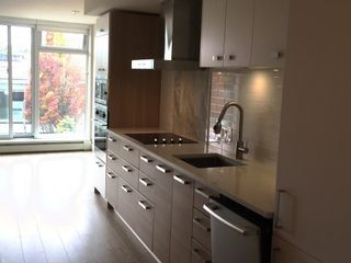 Photo 1: 308 1783 MANITOBA Street in Vancouver: False Creek Condo for sale in "THE RESIDENCE AT WEST" (Vancouver West)  : MLS®# R2215394