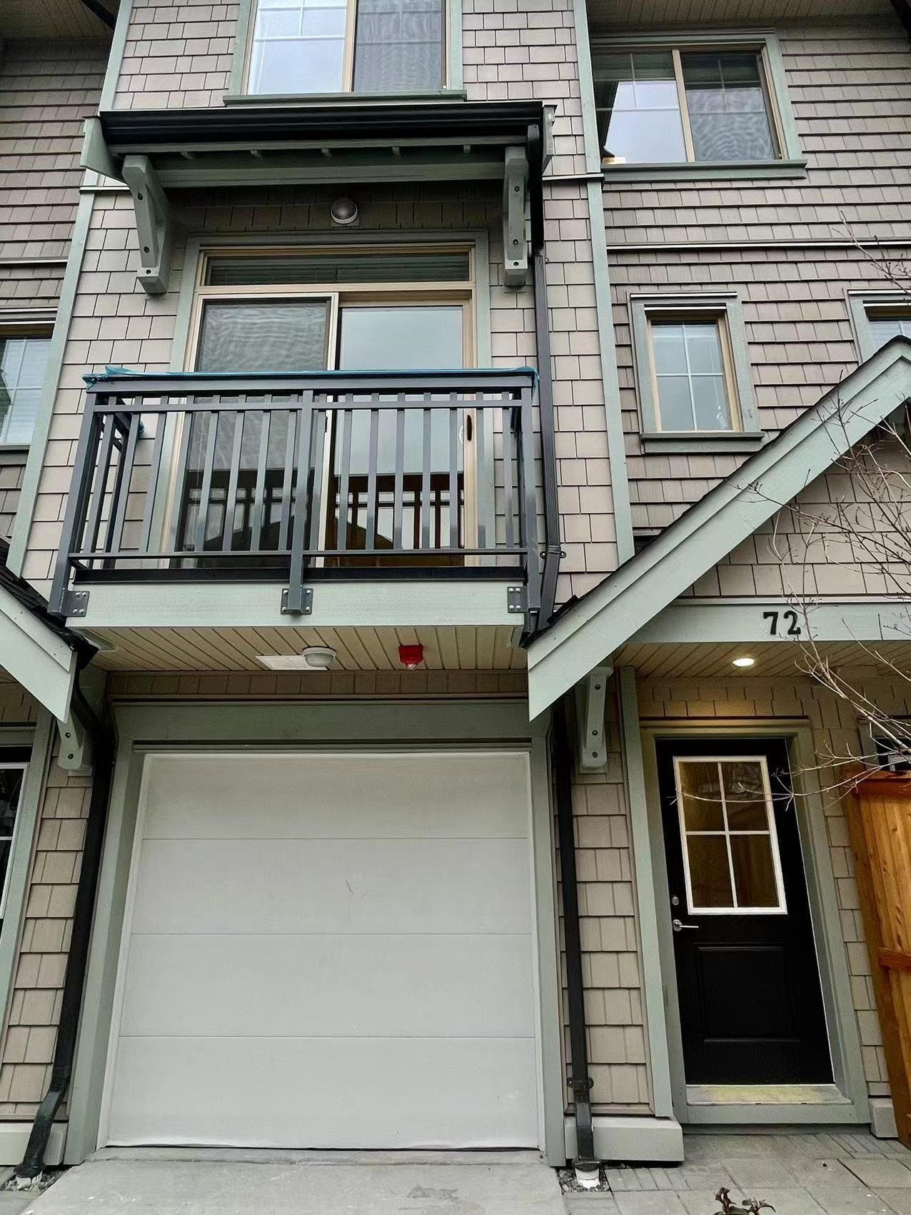 Main Photo: 72 20487 65 Avenue in Langley: Willoughby Heights Townhouse for sale in "TOWNSHIP COMMONS" : MLS®# R2833814
