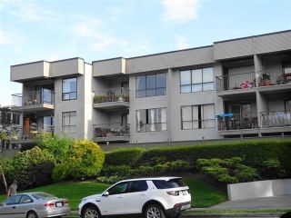 Photo 1: 212 808 E 8TH Avenue in Vancouver: Mount Pleasant VE Condo for sale in "Prince Albert Court" (Vancouver East)  : MLS®# R2633869