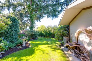Photo 35: 3842 Rowland Ave in Saanich: SW Tillicum House for sale (Saanich West)  : MLS®# 915384
