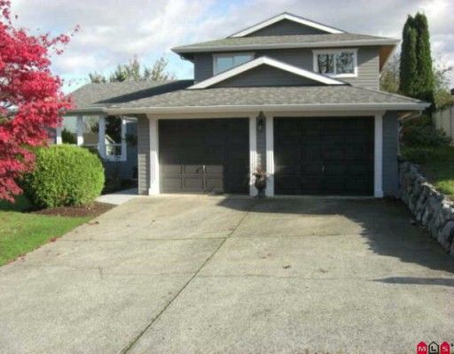 Main Photo: 3654 HURST Crescent in Abbotsford: Abbotsford East House for sale in "ROBERT BATEMAN PARK" : MLS®# F2923718