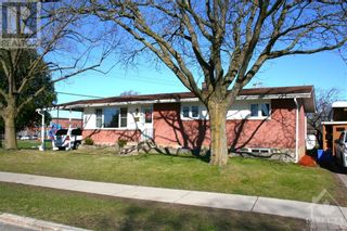 Photo 1: 577 CLARKE AVENUE in Ottawa: House for sale : MLS®# 1386310
