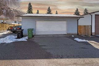 Photo 32: 215 Rundlehorn Crescent NE in Calgary: Rundle Detached for sale : MLS®# A1207340