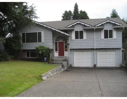 Main Photo: 2325 WHITMAN Avenue in North_Vancouver: Blueridge NV House for sale in "BLUERIDGE" (North Vancouver)  : MLS®# V664643