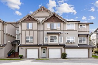 Photo 1: 77 1055 RIVERWOOD Gate in Port Coquitlam: Riverwood Townhouse for sale : MLS®# R2689673