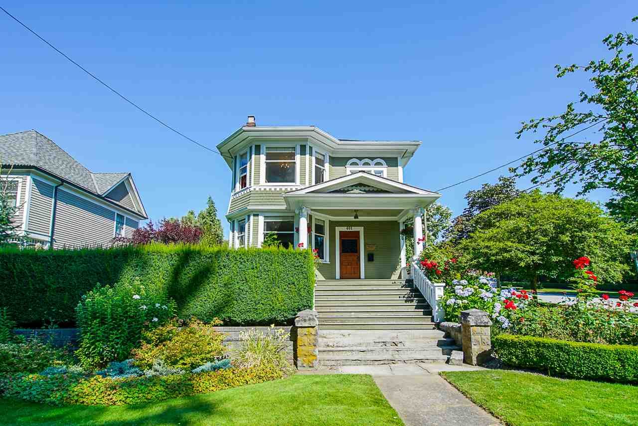 Main Photo: 401 QUEENS Avenue in New Westminster: Queens Park House for sale : MLS®# R2487780