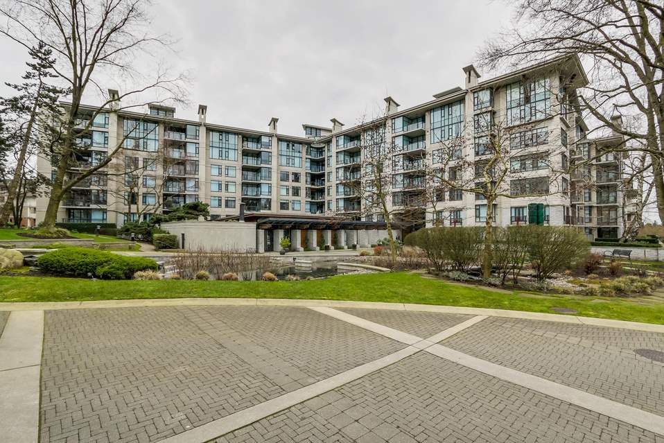 Main Photo: 203 4685 VALLEY Drive in Vancouver: Quilchena Condo for sale (Vancouver West)  : MLS®# R2154323