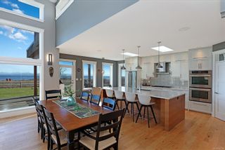 Photo 21: 300 Connemara Rd in Comox: CV Comox (Town of) House for sale (Comox Valley)  : MLS®# 954164