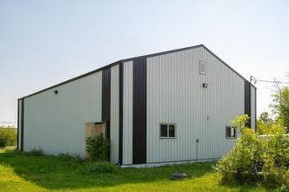 Photo 3: 2124 SPRINGFIELD Road in Springfield Rm: Industrial / Commercial / Investment for sale (R04)  : MLS®# 202220745