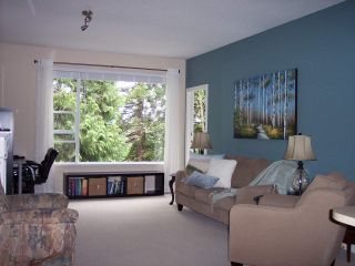 Photo 4: 407 2581 LANGDON Street in Abbotsford: Abbotsford West Condo for sale in "COBBLESTONE" : MLS®# R2173137