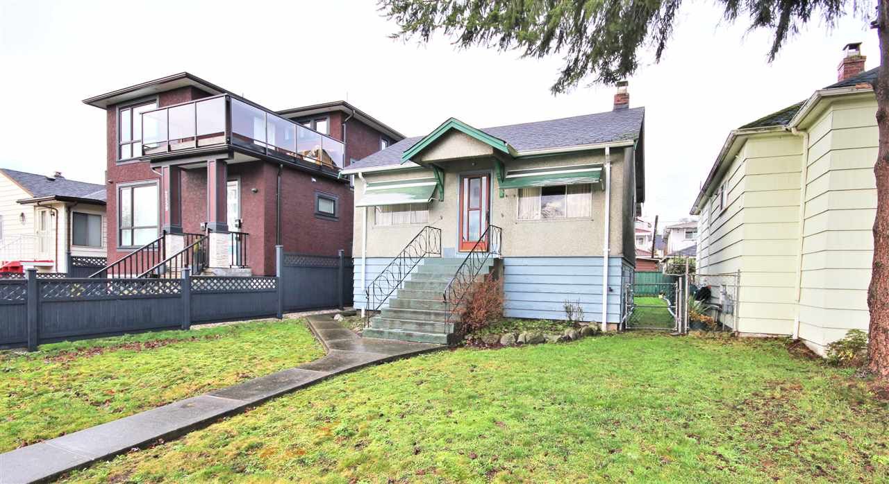 Main Photo: 2765 VENABLES STREET in Vancouver: Renfrew VE House for sale (Vancouver East) 