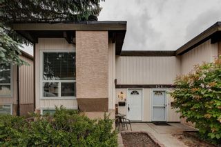 Photo 16: 138 Oaktree Lane SW in Calgary: Oakridge Semi Detached (Half Duplex) for sale : MLS®# A2058329