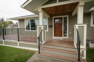 Photo 4: 2231 38 Street SW in Calgary: Glendale Detached for sale : MLS®# A2036025