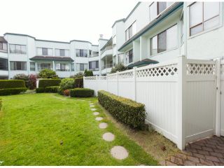 Photo 10: 112 1830 E SOUTHMERE Crescent in Surrey: Sunnyside Park Surrey Condo for sale in "Southmere Mews" (South Surrey White Rock)  : MLS®# F1311291