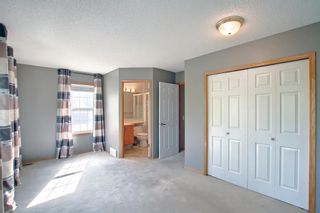 Photo 15: 142 Inverness Square SE in Calgary: McKenzie Towne Row/Townhouse for sale : MLS®# A2021973