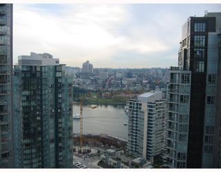 Photo 4: 3208 1438 RICHARDS Street in Vancouver: False Creek North Condo for sale in "AZURA 1" (Vancouver West)  : MLS®# V672646