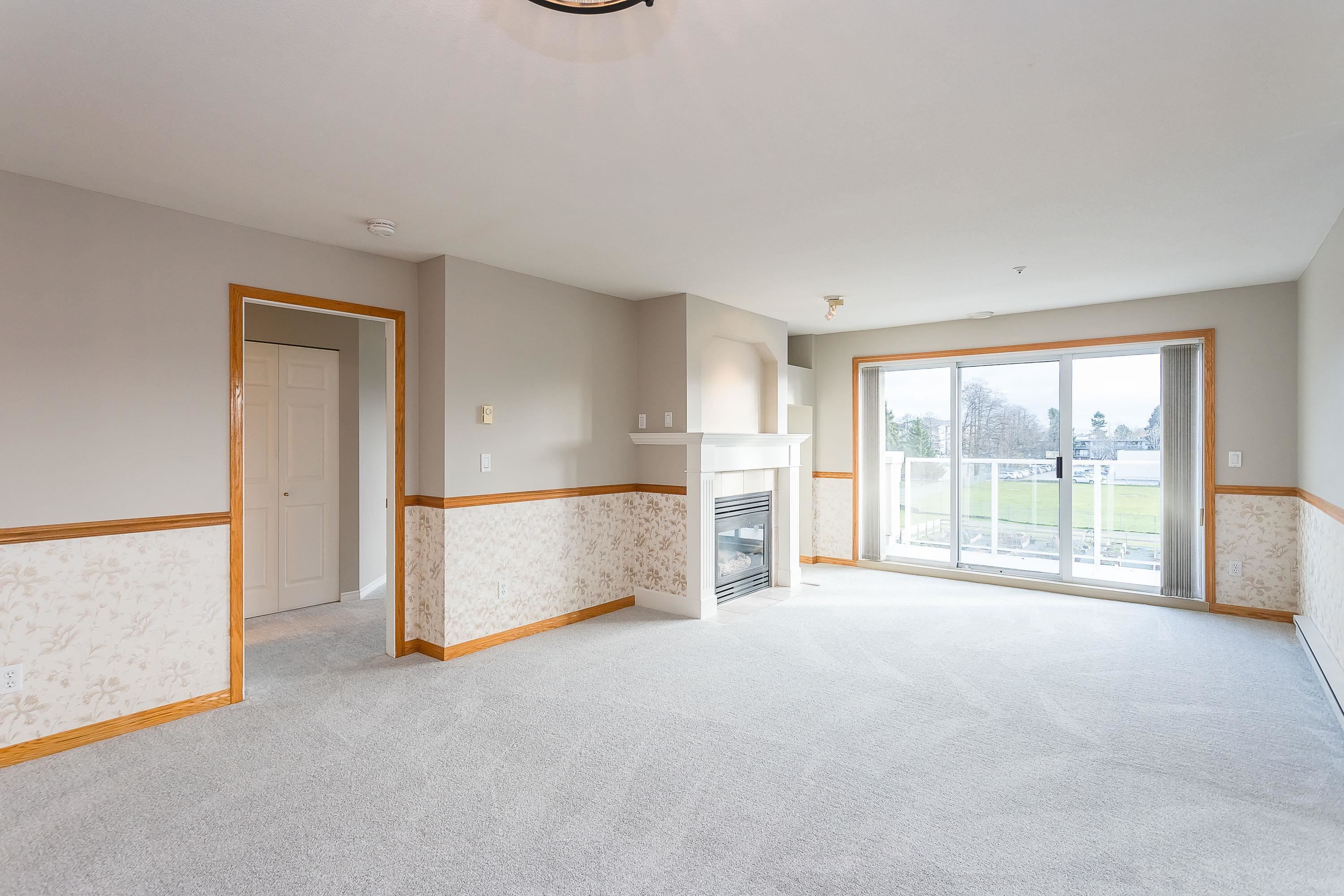 Main Photo: 313 20448 PARK Avenue in Langley: Langley City Condo for sale in "James Court" : MLS®# R2701668