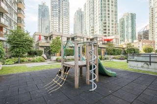 Photo 10: 2405 1211 MELVILLE Street in Vancouver: Coal Harbour Condo for sale (Vancouver West)  : MLS®# R2865167