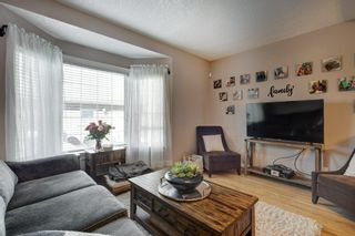 Photo 3: 2404 BROADVIEW Road NW in Calgary: West Hillhurst Semi Detached (Half Duplex) for sale : MLS®# A2121975
