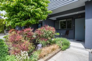 Photo 15: 1750 DUCHESS Avenue in West Vancouver: Ambleside Townhouse for sale : MLS®# R2690908