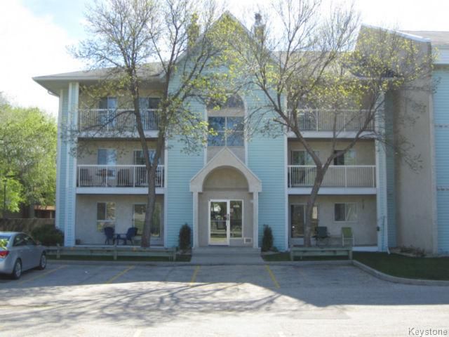 Main Photo: 2307 499 Thompson Drive in Winnipeg: St James Condominium for sale (West Winnipeg)  : MLS®# 1523614