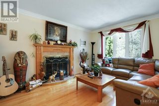 Photo 11: 1505 FOREST VALLEY DRIVE in Ottawa: House for sale : MLS®# 1388022