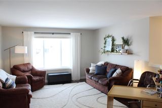Photo 8: 5 Fairway Close in Steinbach: House for sale : MLS®# 202303447