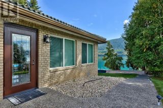 Photo 3: 3886 Parri Road, in Sorrento: House for sale : MLS®# 10283980