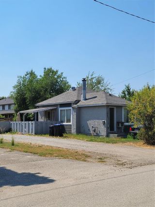 Photo 4: 1065 Tataryn Road, in Kelowna: House for sale : MLS®# 10260033